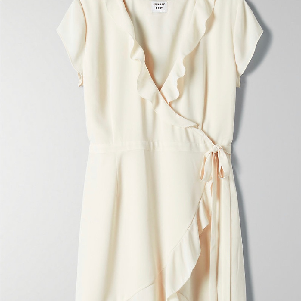 Aritzia Sunday Best - Yellow Wrap Dress